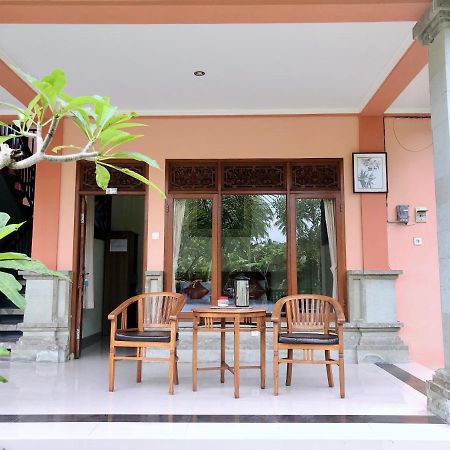 ホテル Gusti Rai House ウブド エクステリア 写真